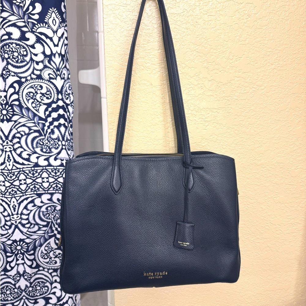 Kate Spade tote bag satchel with zipper